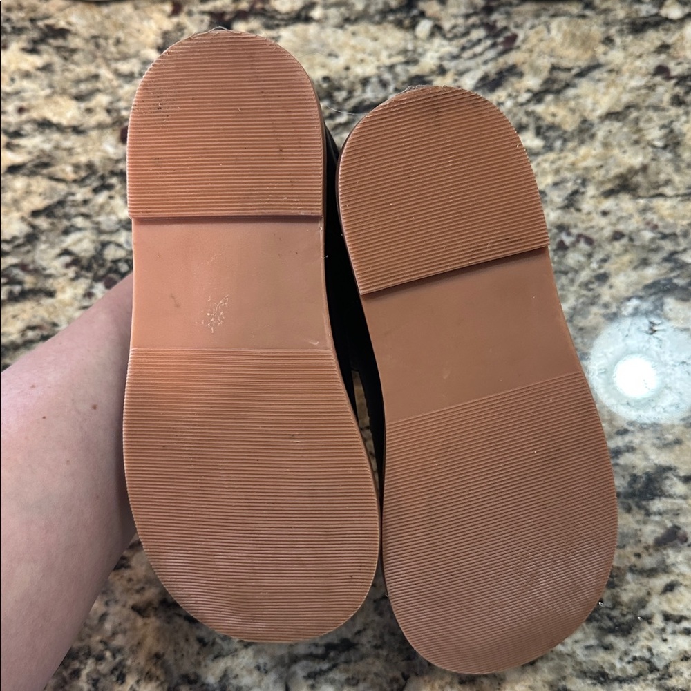 Elegant Black Kids Dress Shoes - Picture 2 of 5